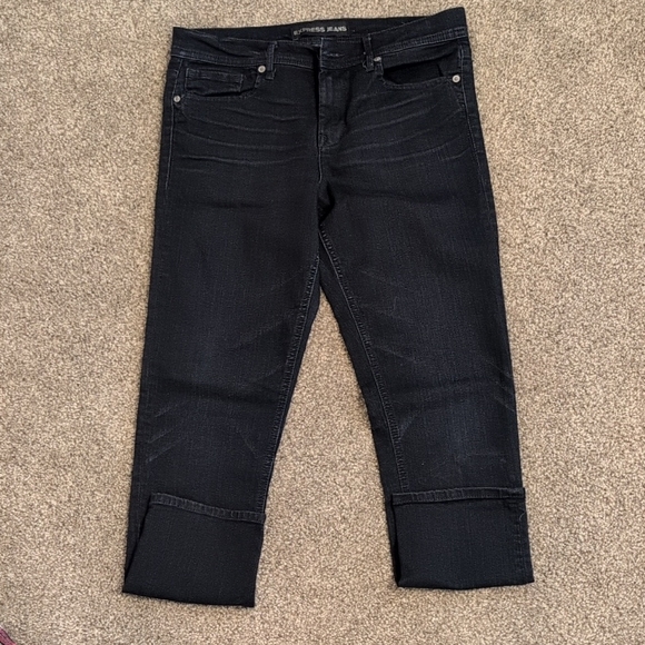Express Mid Rise Cropped Jeans - Picture 1 of 3
